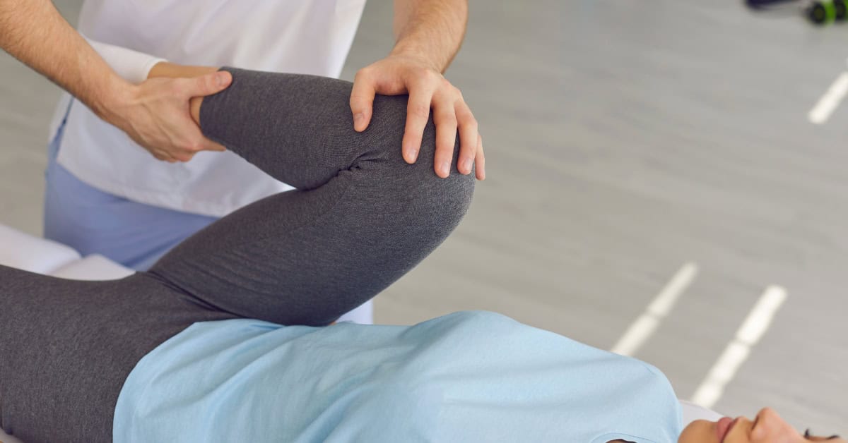 woke up with knee pain no injury